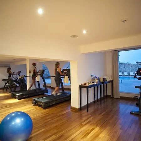 Stella Di Mare Beach Hotel & Spa 